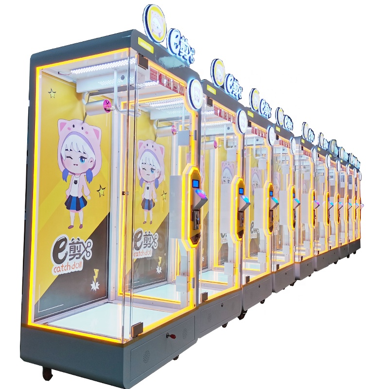 Coin Operated Pink Date Big Cut The Rope Game Machine Standing Push Prize Toy Crane Vending Machine